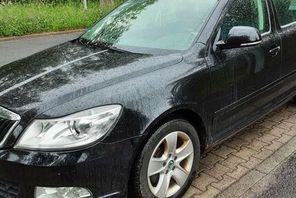 Skoda Octavia 171.000 km 1.999 &euro; Eisfeld 98673