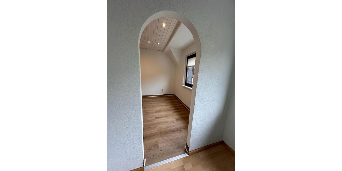Etagenwohnung Duisburg Duisburg-Mitte - 1 Zimmer, 34 m&sup2;, 680&euro; | Angebot:26648913