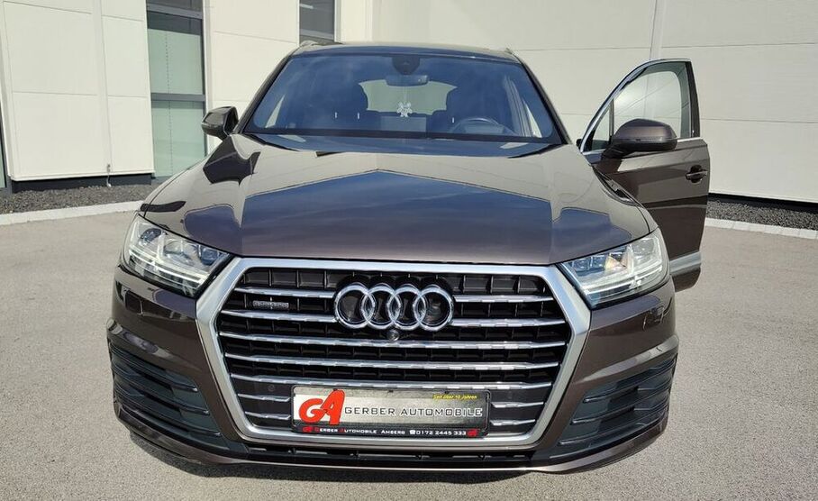 Q7
