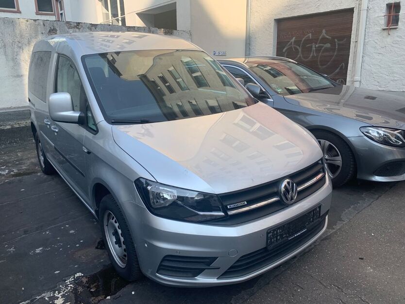 VW Caddy 41.700 km 9.990 € Frankfurt am Main 60327