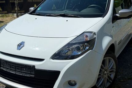Renault Clio 53.000 km 8.799 € Müschenbach 57629