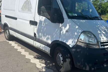 Nissan Interstar 196.168 km 4.250 &euro; Hildesheim 31137