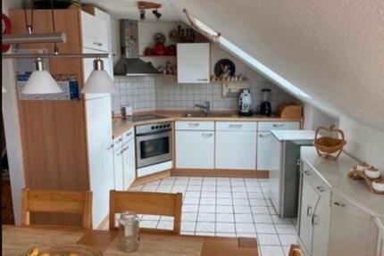 Moderne 3-Zimmer-Wohnung in Mehrfamilienhaus