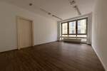 Etagenwohnung Zwickau Innenstadt - 5 Zimmer, 120 m&sup2;, 720&euro; | Angebot:24633494