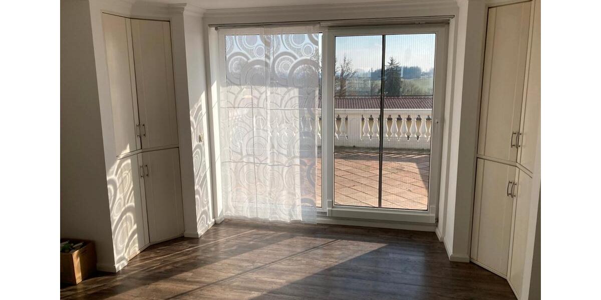 Etagenwohnung Büchlberg - 3 Zimmer, 115 m&sup2;, 900&euro; | Angebot:26152077