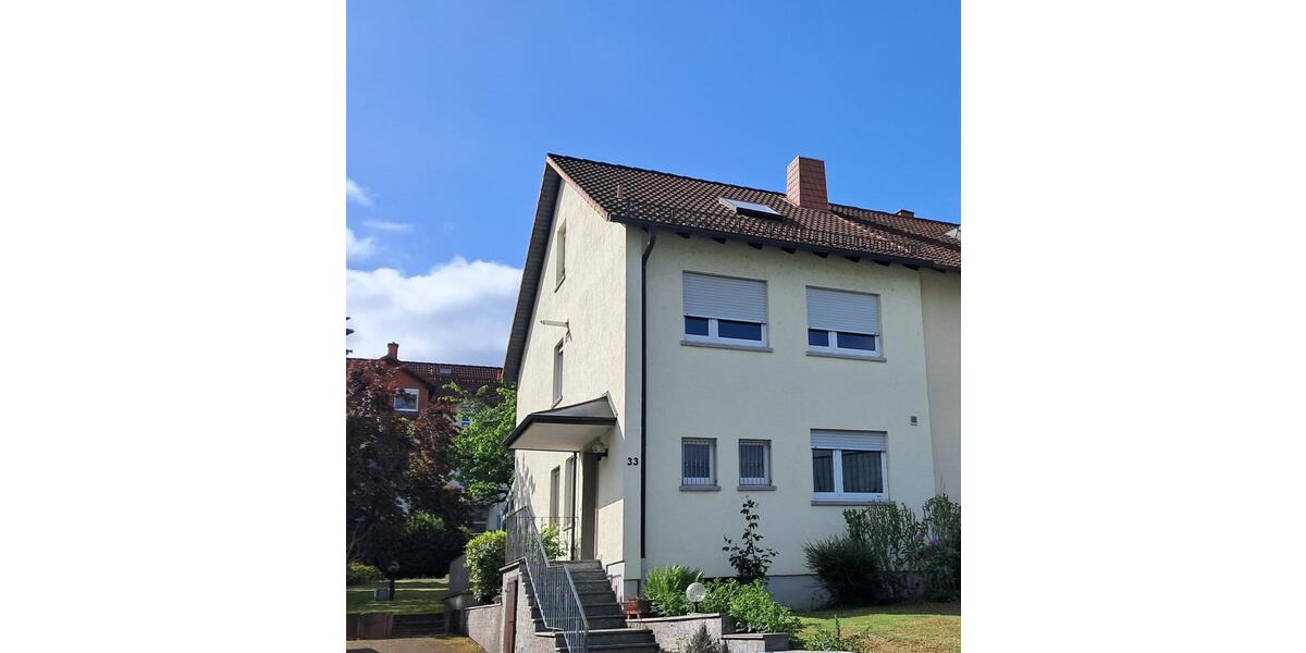 Doppelhaushälfte Goldbach - 6 Zimmer, 135 m&sup2;, 1.550&euro; | Angebot:23760573