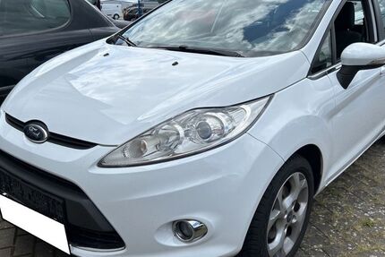 Ford Fiesta 152.608 km 2.100 &euro; Rheinau 68219