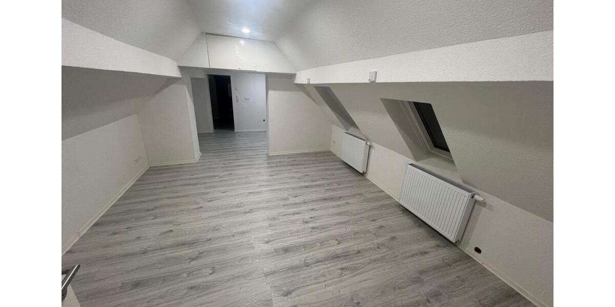 Dachgeschoßwohnung Durbach - 3 Zimmer, 70 m&sup2;, 950&euro; | Angebot:25395887