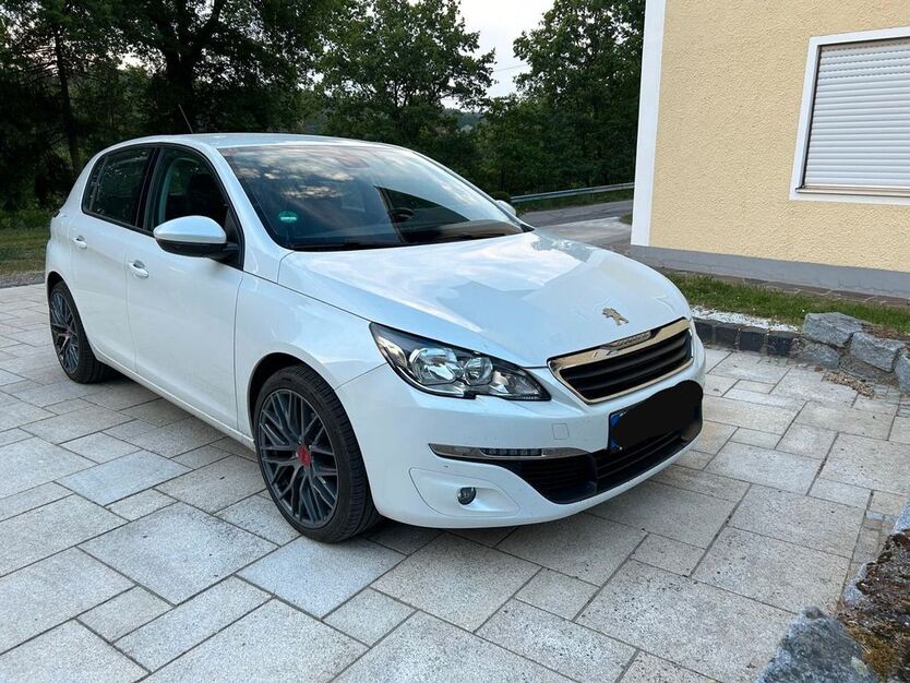 Peugeot 308 72.000 km 10.900 € Reichenbach 93189