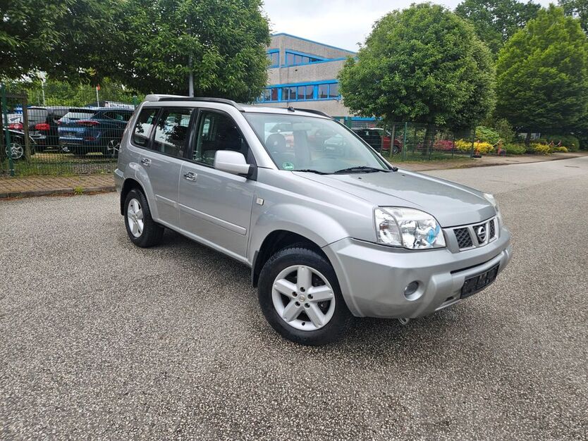 Nissan X-Trail 260.000 km 4.499 € HENSTEDT ULZBURG 24558