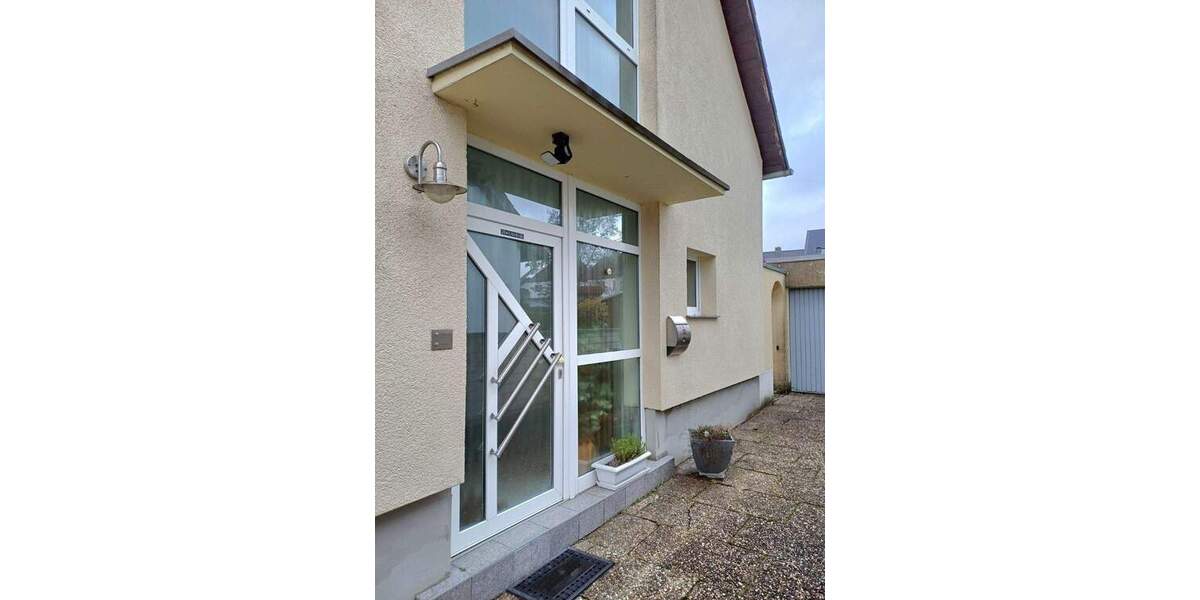 Mehrfamilienhaus, Wohnhaus Sankt Ingbert Rohrbach - 6 Zimmer, 225 m&sup2;, 335.000&euro; | Angebot:26275553