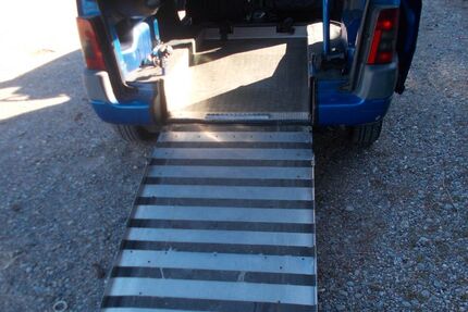 Citroen Berlingo 243.000 km 2.300 &euro; Singen 78224