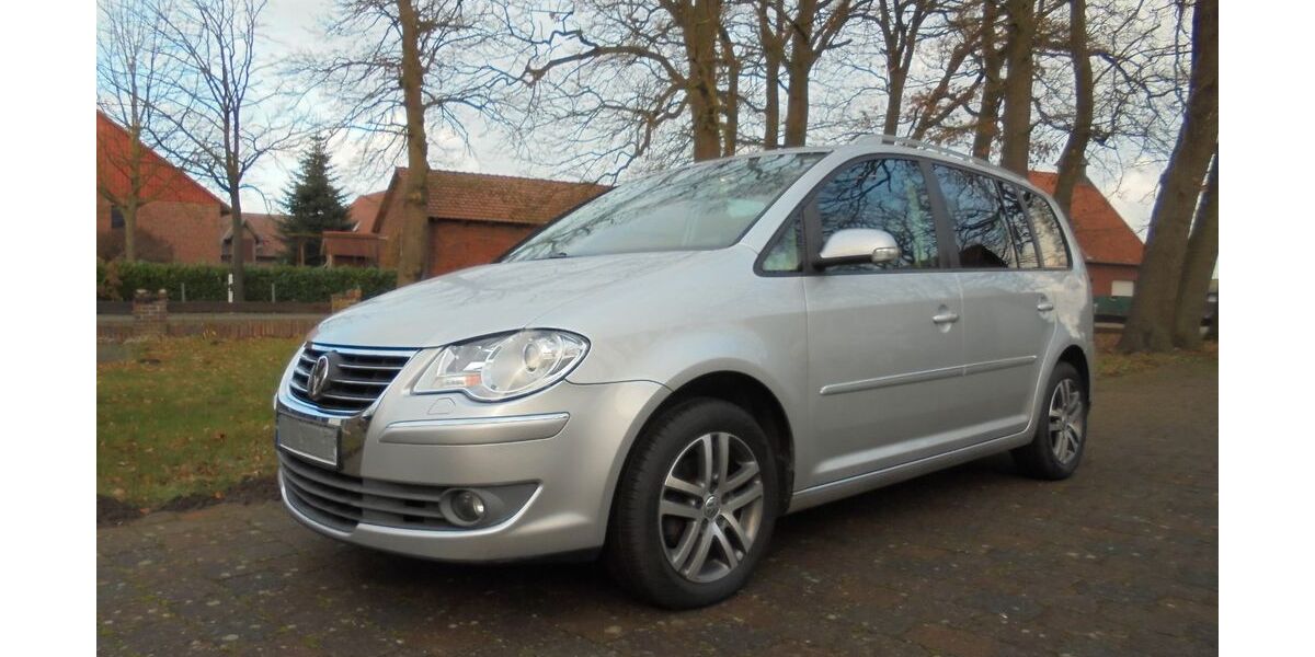 VW Touran 132.000 km 6.750 &euro; Uchte 31600