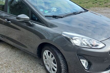 Ford Fiesta 71.250 km 9.899 &euro; Weilbach 63937