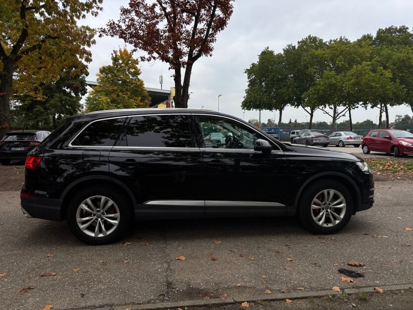 Audi Q7 78.800 km 31.400 € Mannheim 68305