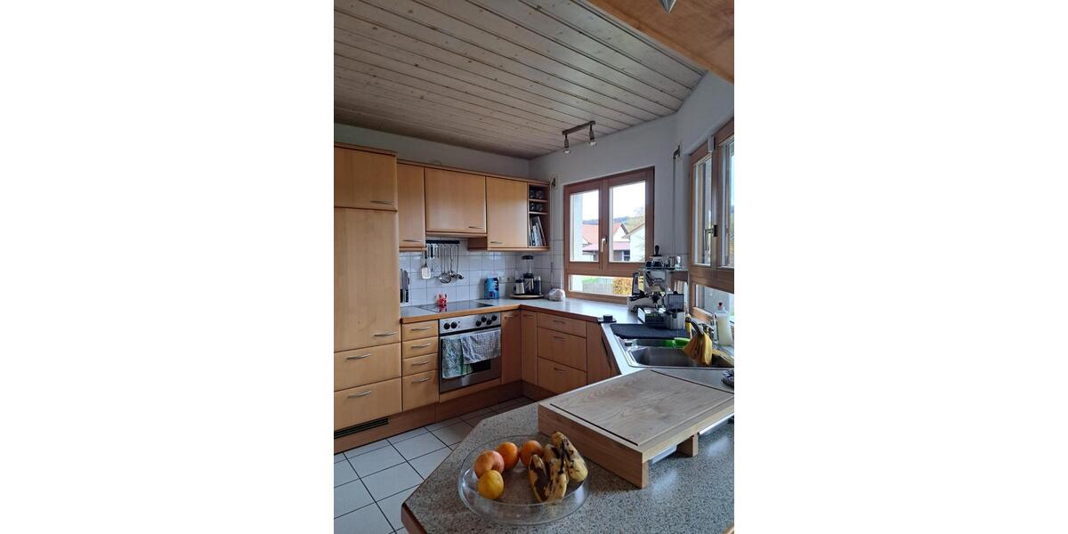 Etagenwohnung Wutöschingen - 3.5 Zimmer, 100 m&sup2;, 1.000&euro; | Angebot:25518951