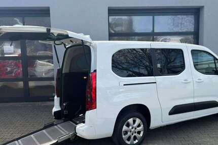 Opel Combo 95.000 km 27.950 &euro; Würzburg 97084
