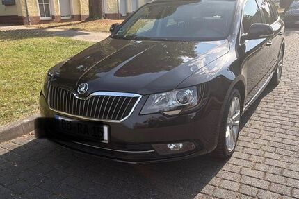 Skoda Superb 176.708 km 8.900 &euro; Eilsleben 39365
