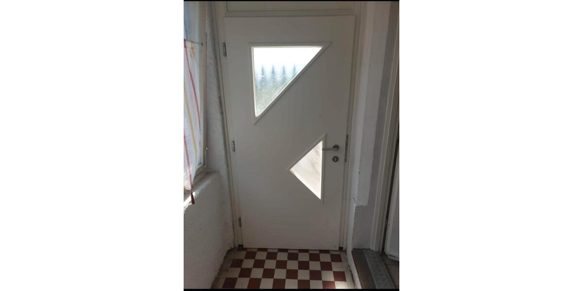 Einfamilienhaus Immendingen - 8 Zimmer, 185 m&sup2;, 250.000&euro; | Angebot:27120372