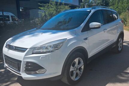 Ford Kuga 201.000 km 5.350 &euro; Rosenheim 83026