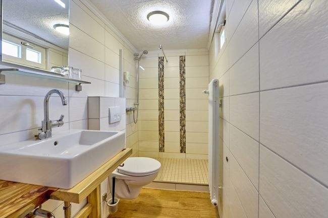 Gewerbeobjekt Roes - 1.250.000&euro; | Angebot:24821272