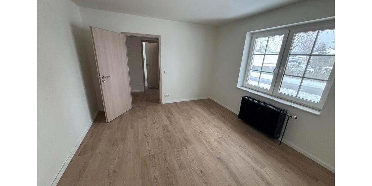 Einfamilienhaus Rheinsberg - 4 Zimmer, 95 m&sup2;, 1.000&euro; | Angebot:25387619