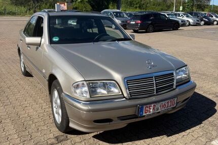 Mercedes-Benz C 180 185.000 km 2.950 &euro; Herxheim 76863