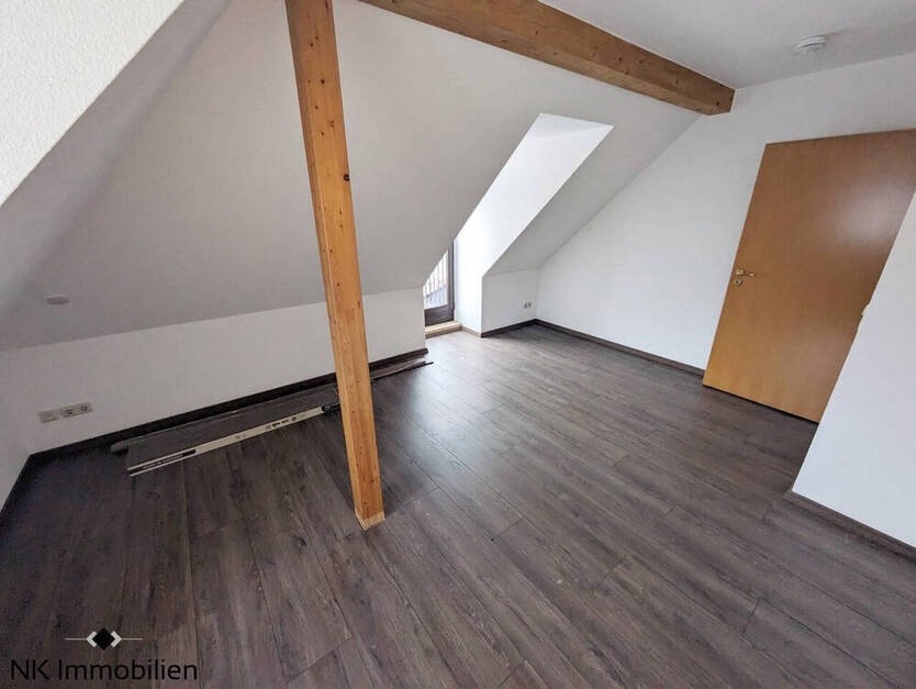 ++ neues Zuhause im Herzen der Stadt - wunderschöne 3-Raum Wohnung - mit tollem Balkon ++
