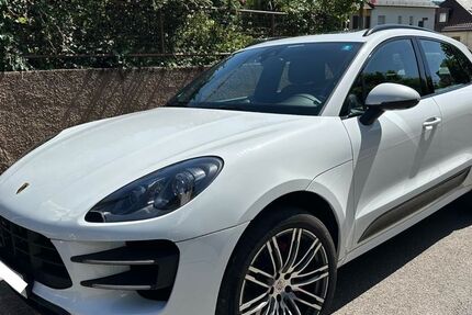 Porsche Macan 179.852 km 31.999 &euro; Stuttgart 70193