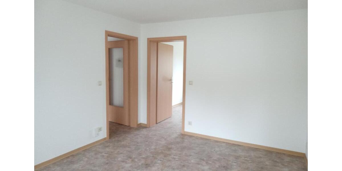Etagenwohnung Bischofswerda - 3 Zimmer, 58 m&sup2;, 335&euro; | Angebot:26439345