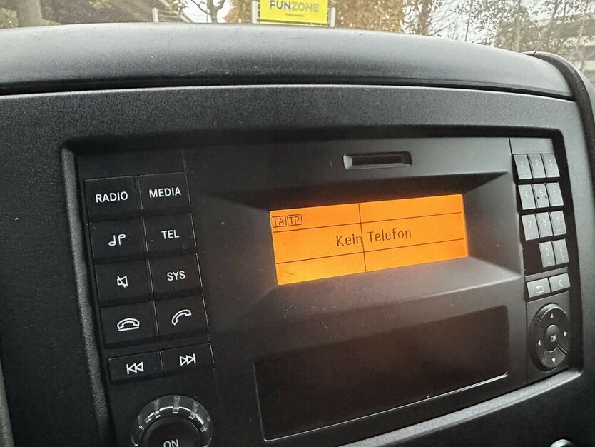 Mercedes-Benz Sprinter 316 CDI Tourer 180.133 km 22.491 € Mainz 55122