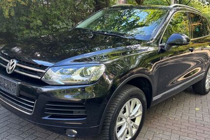 VW Touareg 199.700 km 10.999 € Hamburg 22175