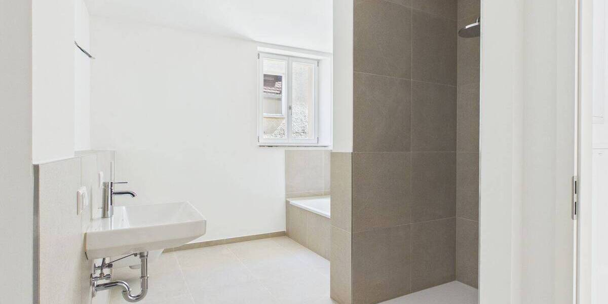 Etagenwohnung Amberg - 3 Zimmer, 100 m&sup2;, 1.500&euro; | Angebot:26449992