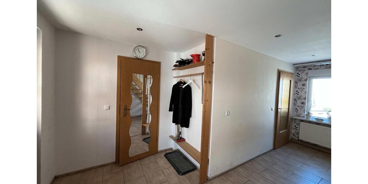 Mehrfamilienhaus, Wohnhaus Neustadt an der Orla - 10 Zimmer, 220 m&sup2;, 190.000&euro; | Angebot:25986870