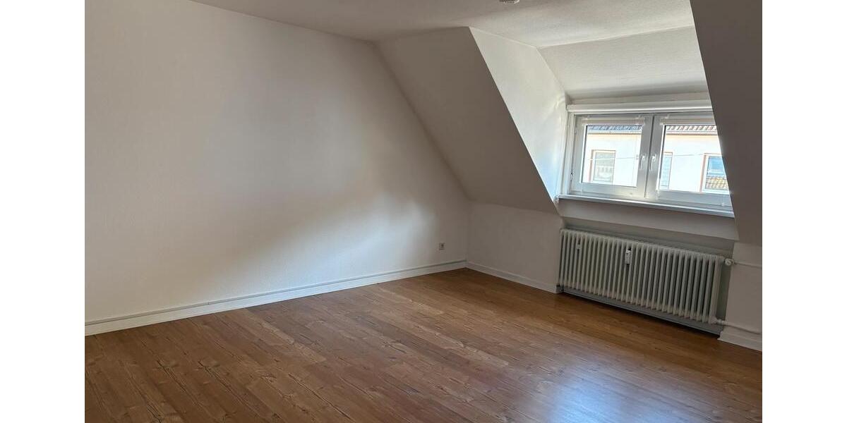Dachgeschoßwohnung Siegen Kaan-Marienborn - 3 Zimmer, 75 m&sup2;, 172.000&euro; | Angebot:25960743