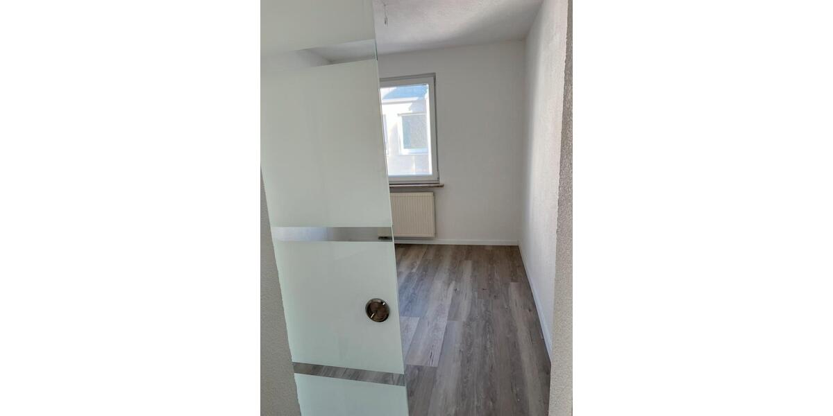 Etagenwohnung Heilbronn Böckingen - 5 Zimmer, 115 m&sup2;, 1.350&euro; | Angebot:24588316