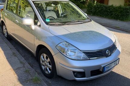 Nissan Tiida 108.000 km 4.500 &euro; Hamburg 22415