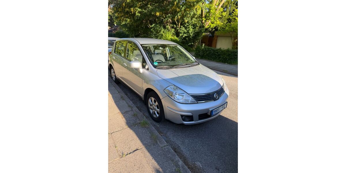 Nissan Tiida 108.000 km 4.500 &euro; Hamburg 22415