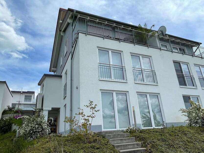 Haus zum Mieten in Bovenden 1.550 € 160 m²