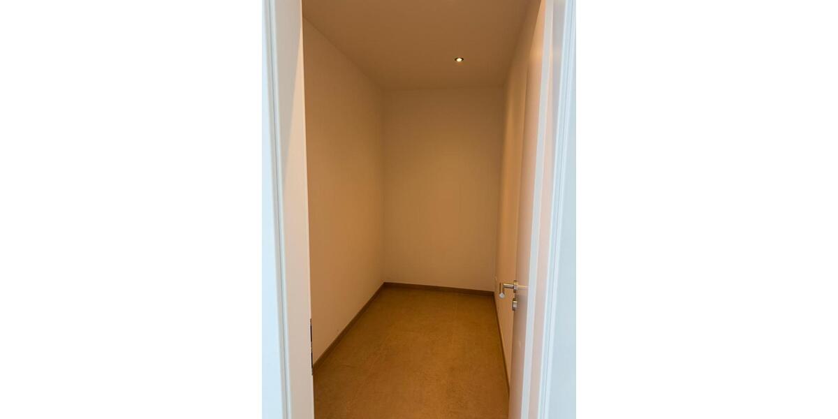 Etagenwohnung Ribnitz-Damgarten Damgarten - 4 Zimmer, 118 m&sup2;, 1.652&euro; | Angebot:26194819