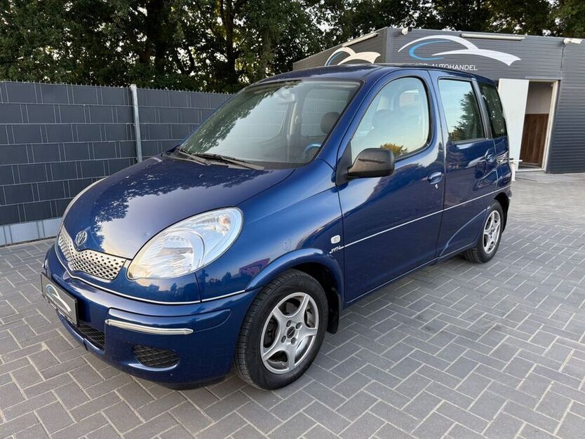 Yaris