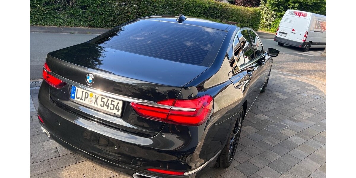 BMW 730 128.000 km 34.800 &euro; Lemgo 32657