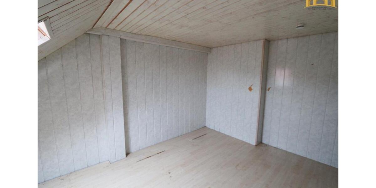Dachgeschoßwohnung Hettstedt - 3 Zimmer, 120 m&sup2;, 520&euro; | Angebot:26233708