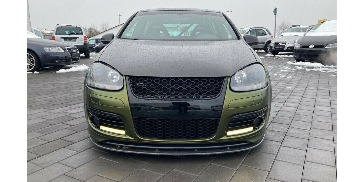 VW Golf 157.536 km 16.900 &euro; Salzweg 94121