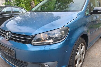 VW Touran 182.100 km 3.990 &euro; München 80992