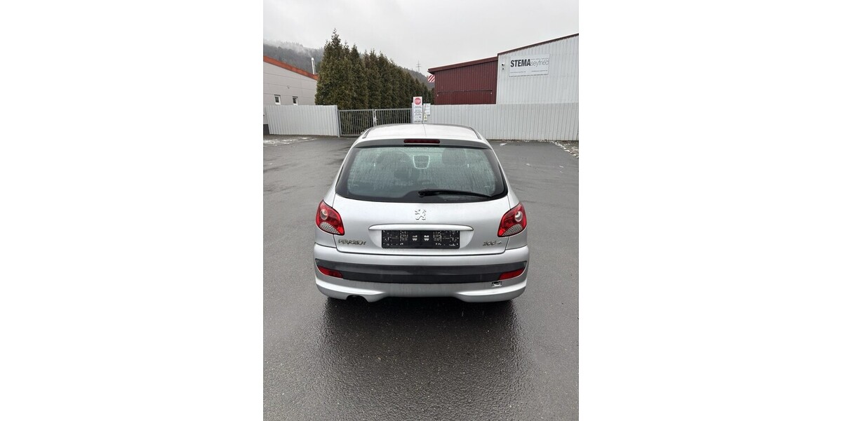 Peugeot 206+ 182.000 km 1.800 &euro; Wertheim 97877