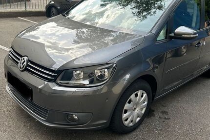 VW Touran 106.300 km 9.000 € Simmersfeld 72226