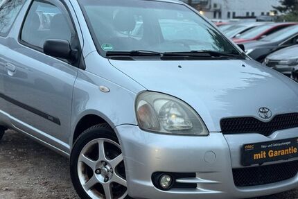 Toyota Yaris 149.000 km 2.490 &euro; Berlin 13127