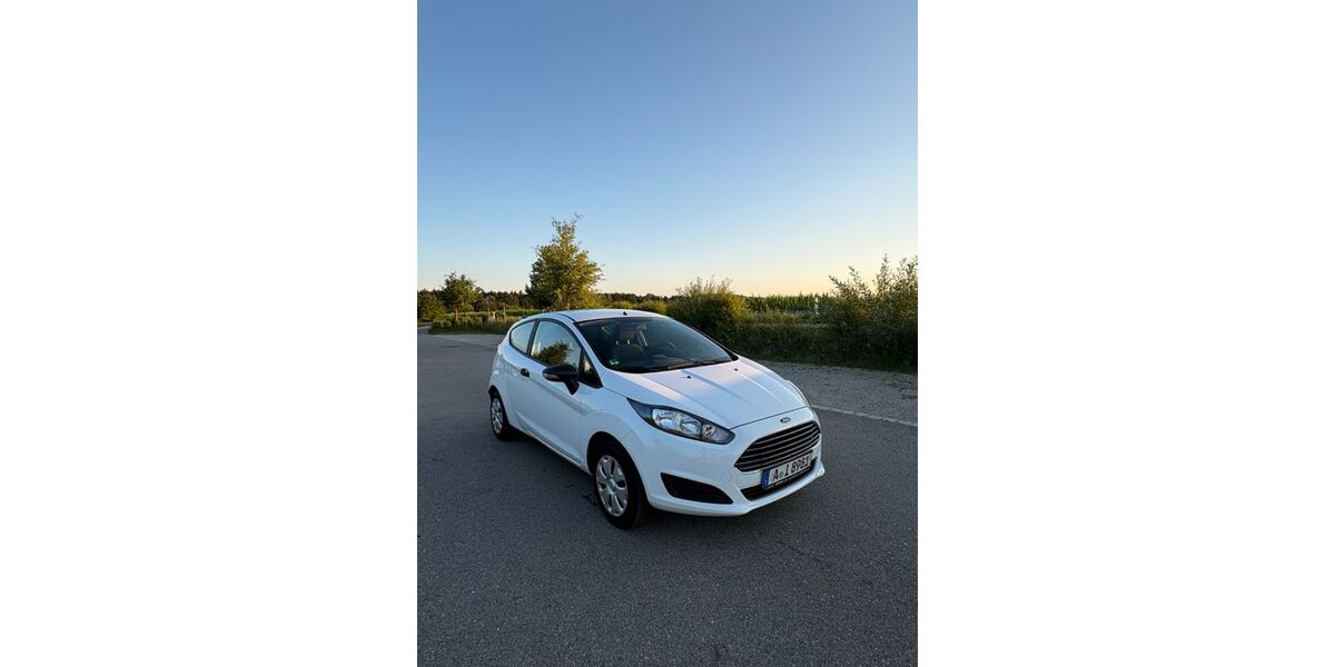 Ford Fiesta 129.800 km 3.499 &euro; Langweid 86462