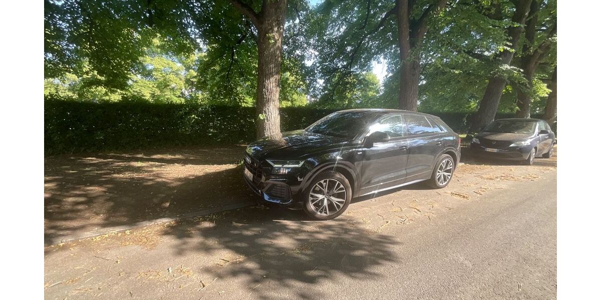 Audi Q8 139.000 km 44.000 &euro; München 80638